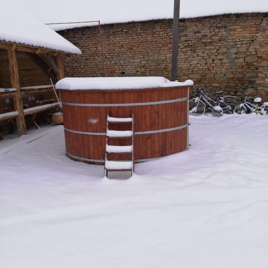 Casa Din Barcut Vendégház Kültér fotó