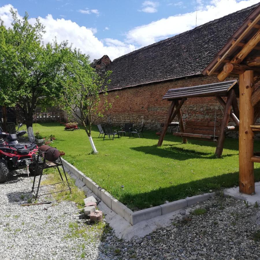 Casa Din Barcut Vendégház Kültér fotó